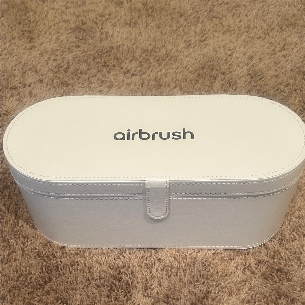 Airbrush hair styling system with case